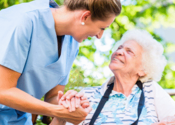 Wie ein Pflegedienst die Lebensqualität von Senioren verbessern kann