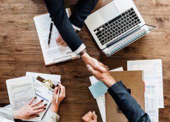 Die Zukunft der Arbeitswelt: Wie Unternehmen sich an die digitale Transformation anpassen