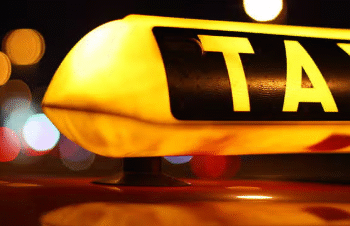 Wie ein Taxi Ihnen hilft, stressfrei und pünktlich ans Ziel zu kommen